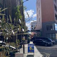 Start your walk at Maltby street market, snacks, coffee and other delights await!