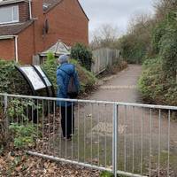 You will find the start of the walk near the arches on Watch House Road.  There will be no toilets or refreshments until you reach Bristol.