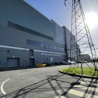 The walk starts at Exeter Energy Recovery Facility. It's next to Marsh Barton Railway station and also close to bus routes Green, B & TG002.