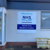 This walk starts at the Alison Lea Medical Centre on the corner of Alison Lea and Calderwood Road.