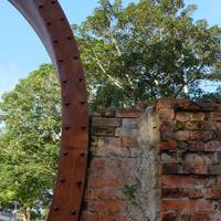 This arch was added as part of a memorial to the Southampton Blitz.