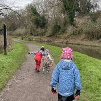 Follow the towpath to the left.