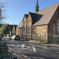 We got off the bus at the Lower Boston Rd Stop and walked a little further to Green Lane. This primary school is on the corner.
