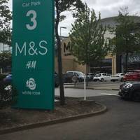 Starting point: White Rose shopping centre, bus station. If driving you can park in Car Park 3, next to the M&S store.