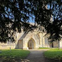 Start in the car park at St Mary the Virgin church on Church St. The nearest bus stop is Glebe House. The walk has accessible gates.