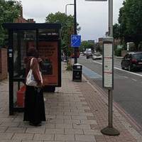 We start at Lansdowne Way bus stop. This is just a few minutes from Stockwell tube station, and is readily accessible by car.