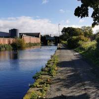 Now turn right along the wide towpath of the Rochdale Canal.