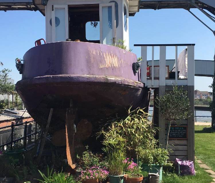 Preview of A Cosy Stop at Cody Dock