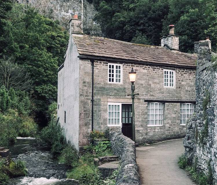 Preview of Castleton, Cave Dale & Winnats Pass