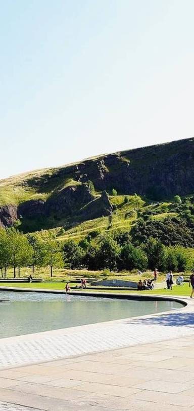 Preview of Walk to the mountain Arthur's Seat.