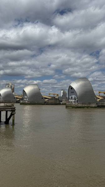 Preview of Thames 10 CableCar - Thames Barrier