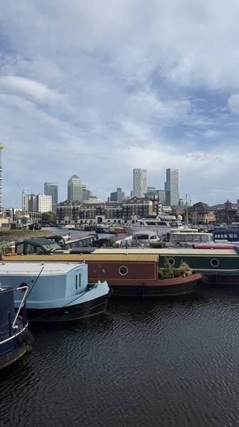 Preview of Kings Cross to Canary Wharf Canal