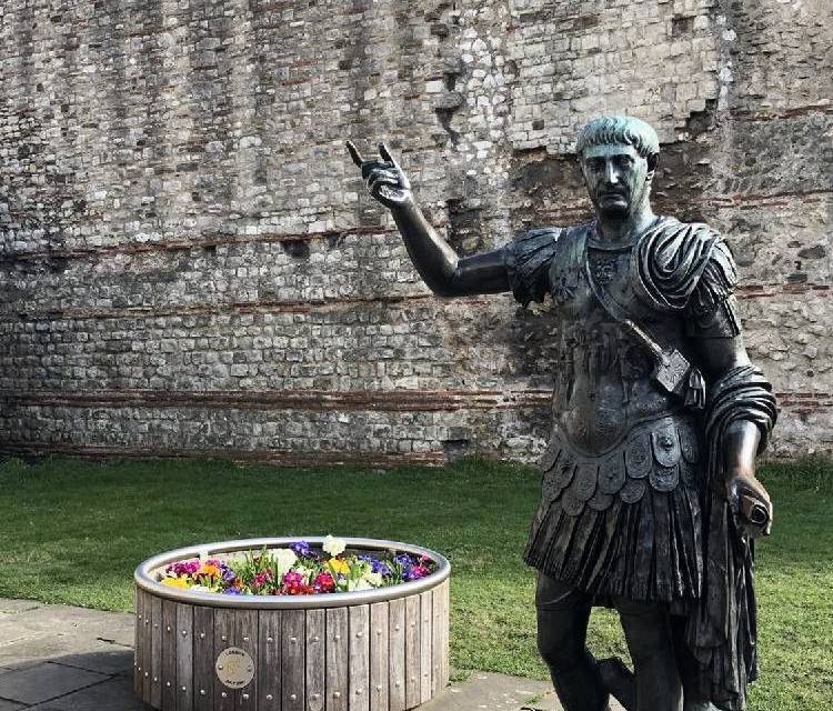Preview of Discover Roman London