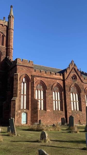 Preview of Dunbar Parish Church stroll