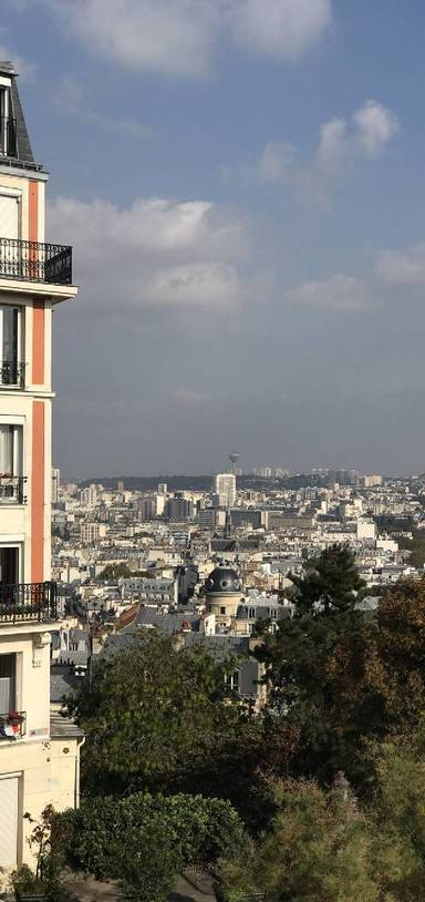 Preview of Views, aristocats & Moulin Rouge