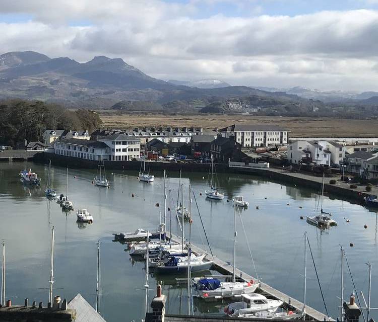 Preview of Crossing the Cob, Porthmadog