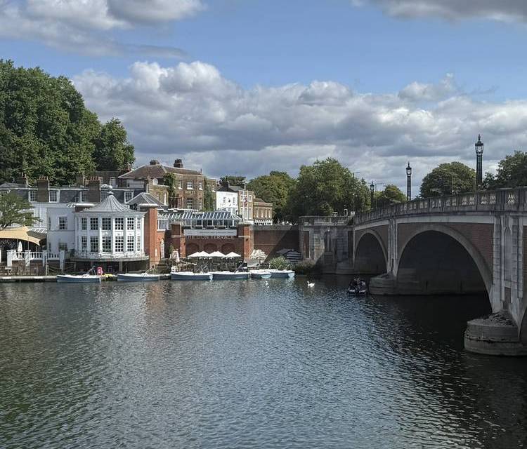 Preview of Hampton to Shepperton Thames Walk