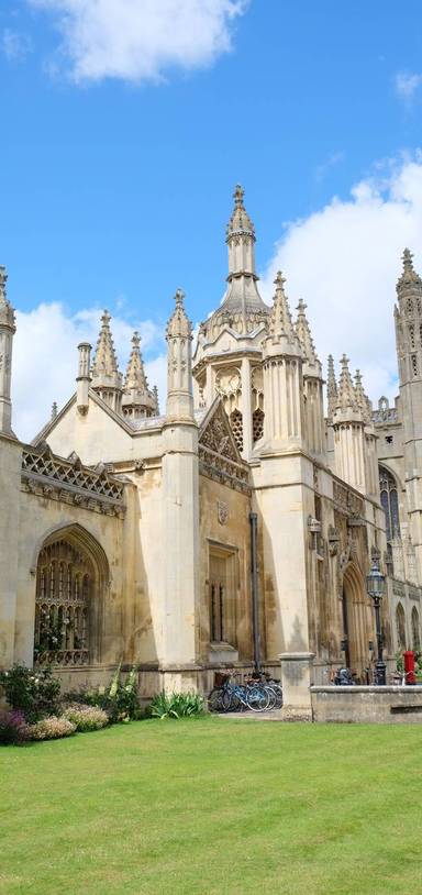 Preview of The Cambridge Colleges & The Backs