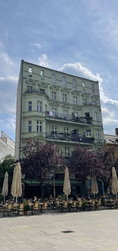 Preview of Berlín J1