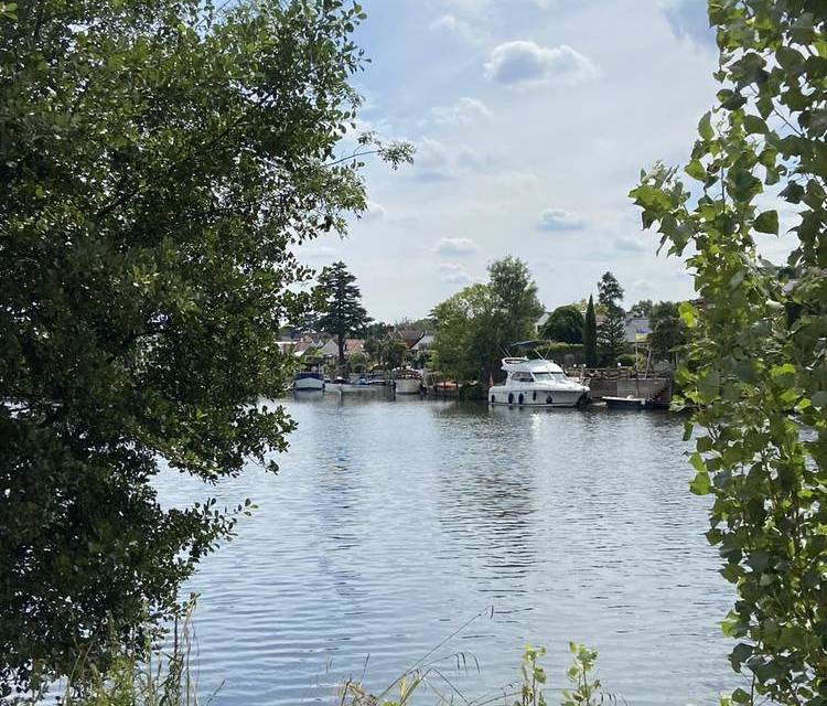 Preview of Thames Path North Bank Section 1a
