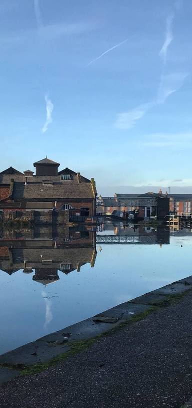 Preview of Walk to Cheshire Oaks via the canal