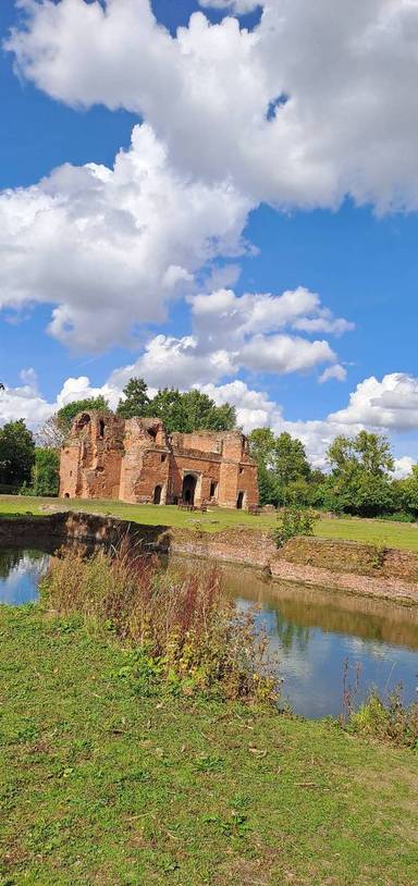 Preview of Kirby Muxloe Castle Circular Walk