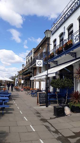 Preview of Hammersmith riverside and pubs